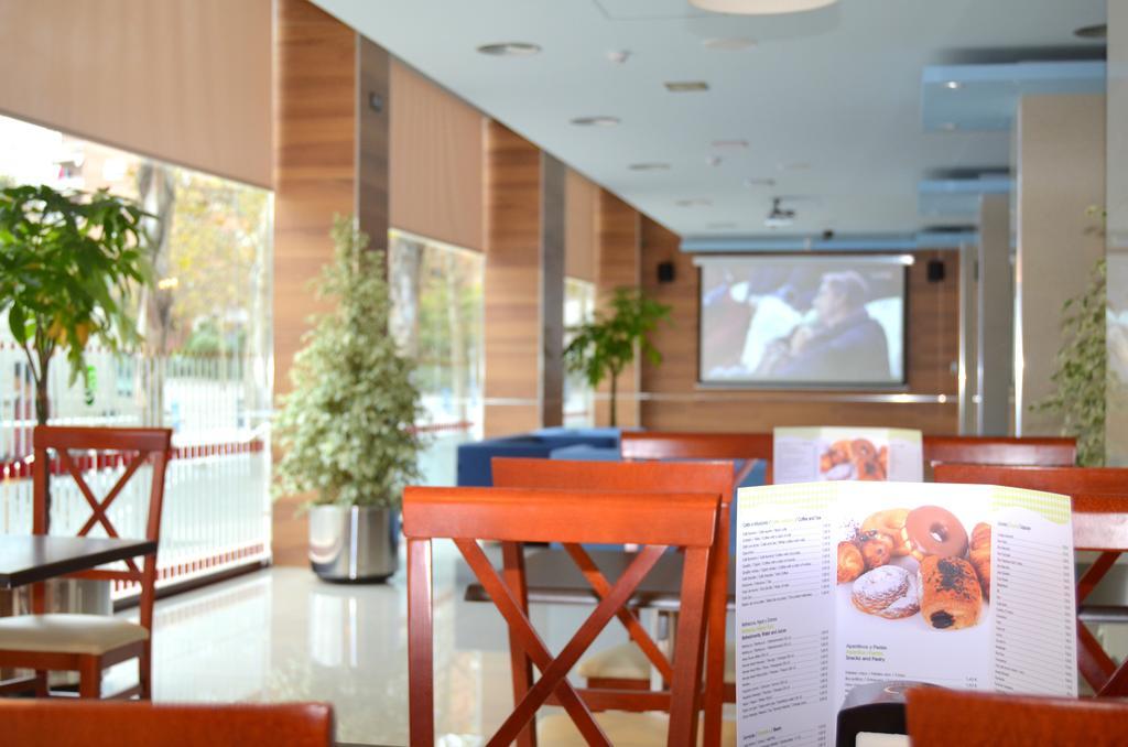 Hotel Reus Park מראה חיצוני תמונה