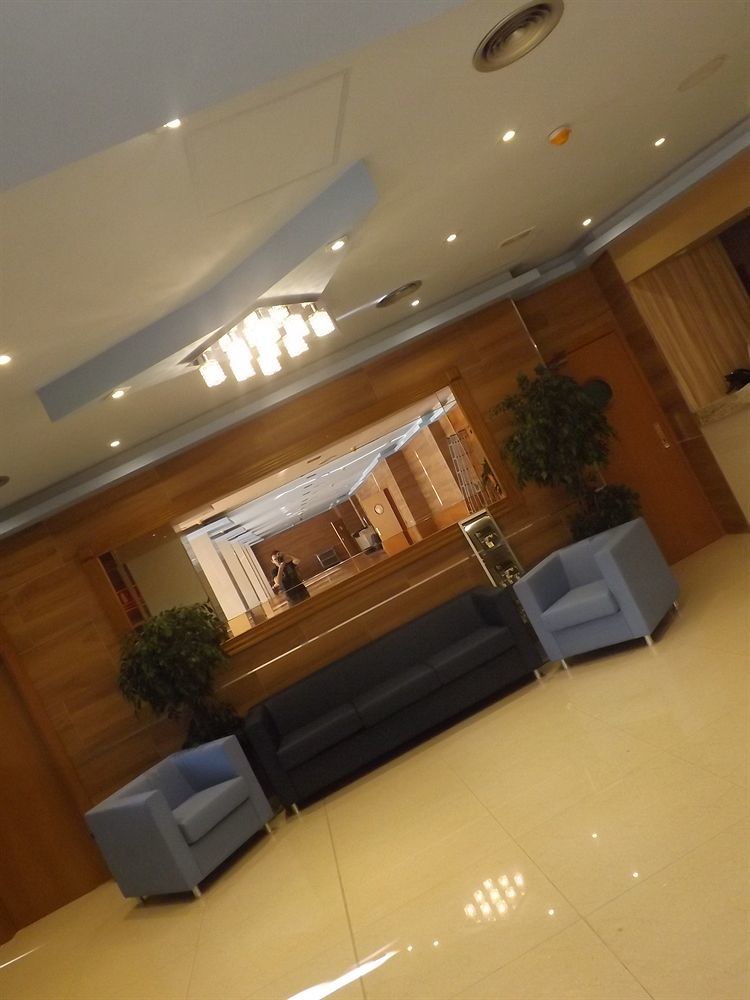 Hotel Reus Park מראה חיצוני תמונה