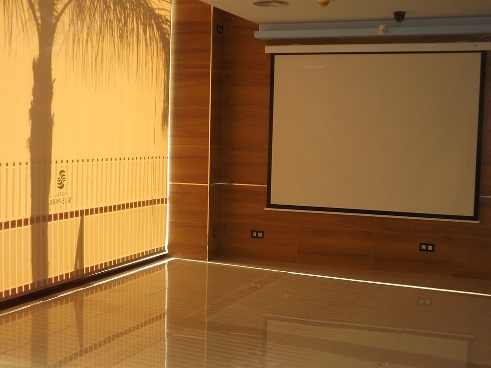 Hotel Reus Park מראה חיצוני תמונה